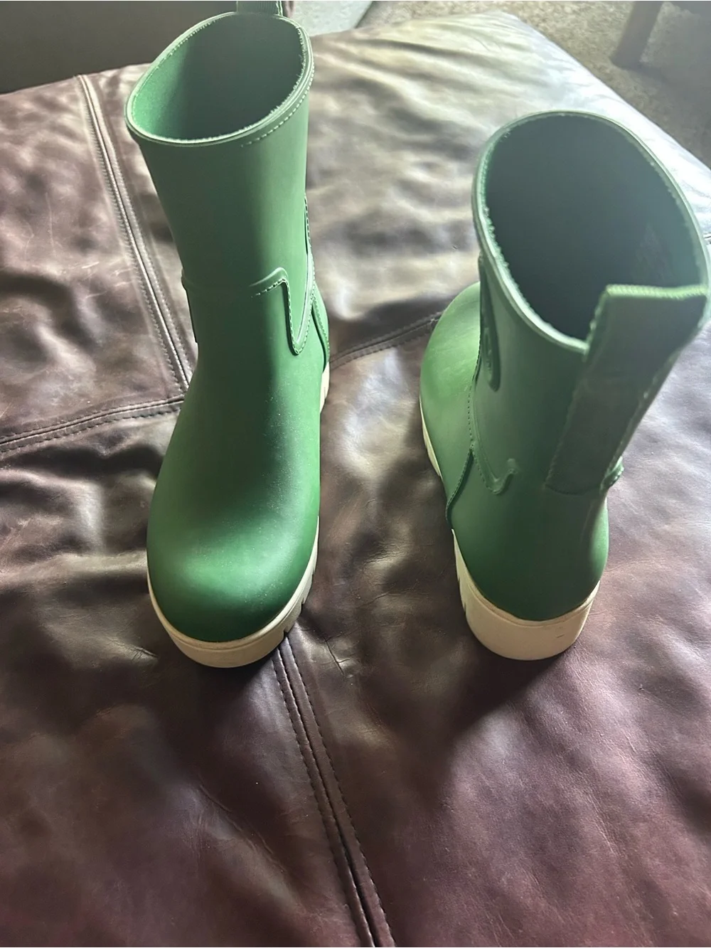 Tory Burch Kids Green Rain Boots with Cream Outsole